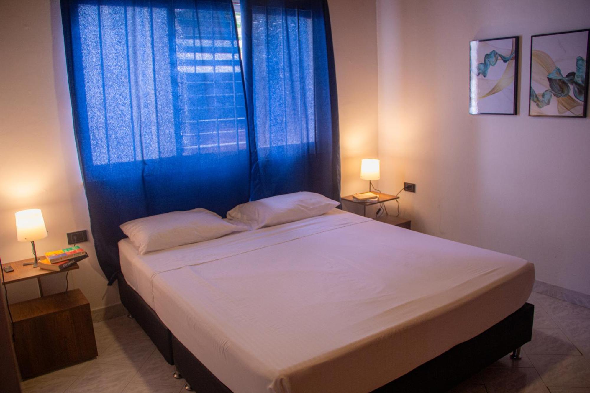 La Familia Hostel - Manila Μεντεγίν Εξωτερικό φωτογραφία