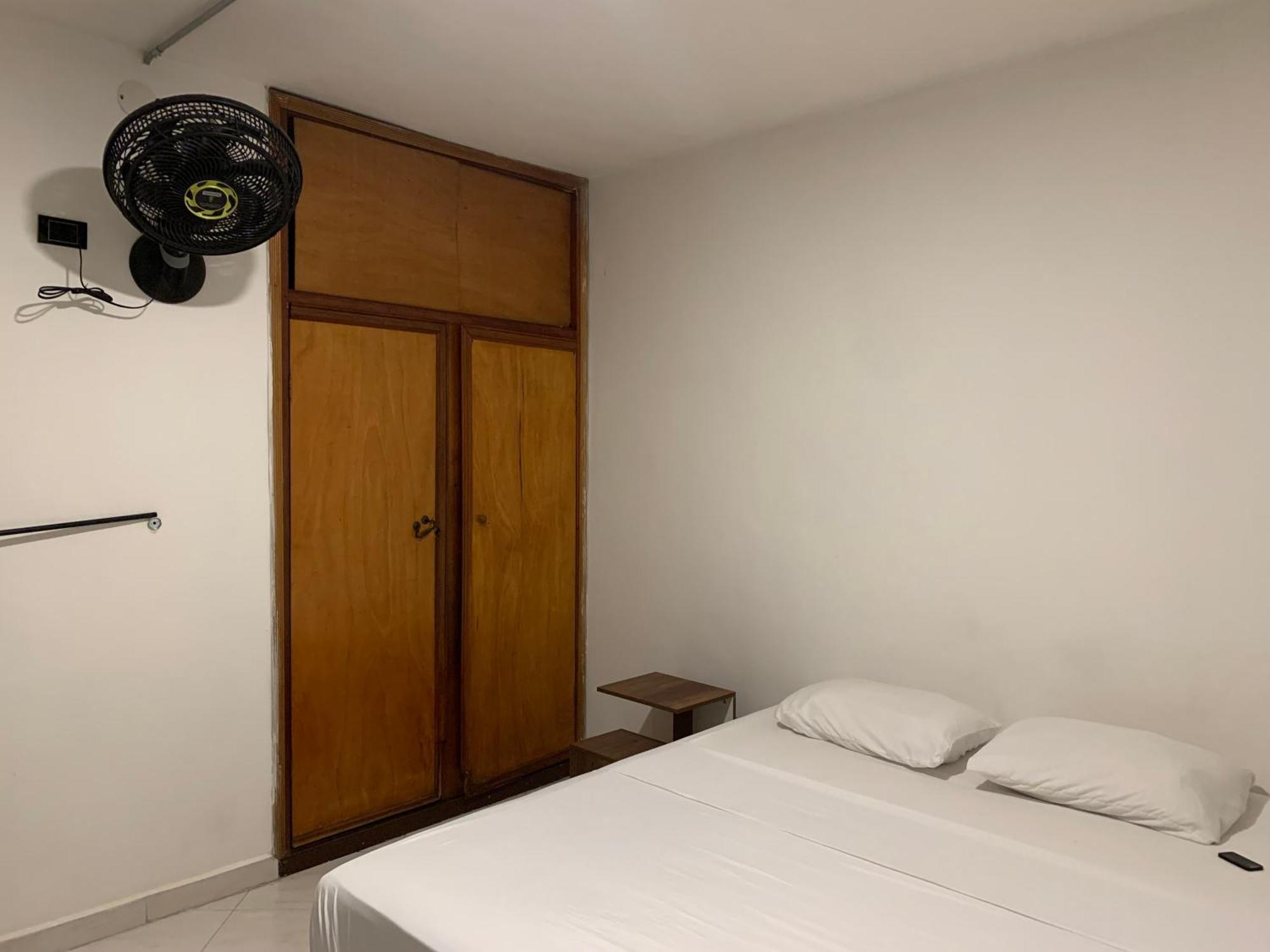La Familia Hostel - Manila Μεντεγίν Εξωτερικό φωτογραφία