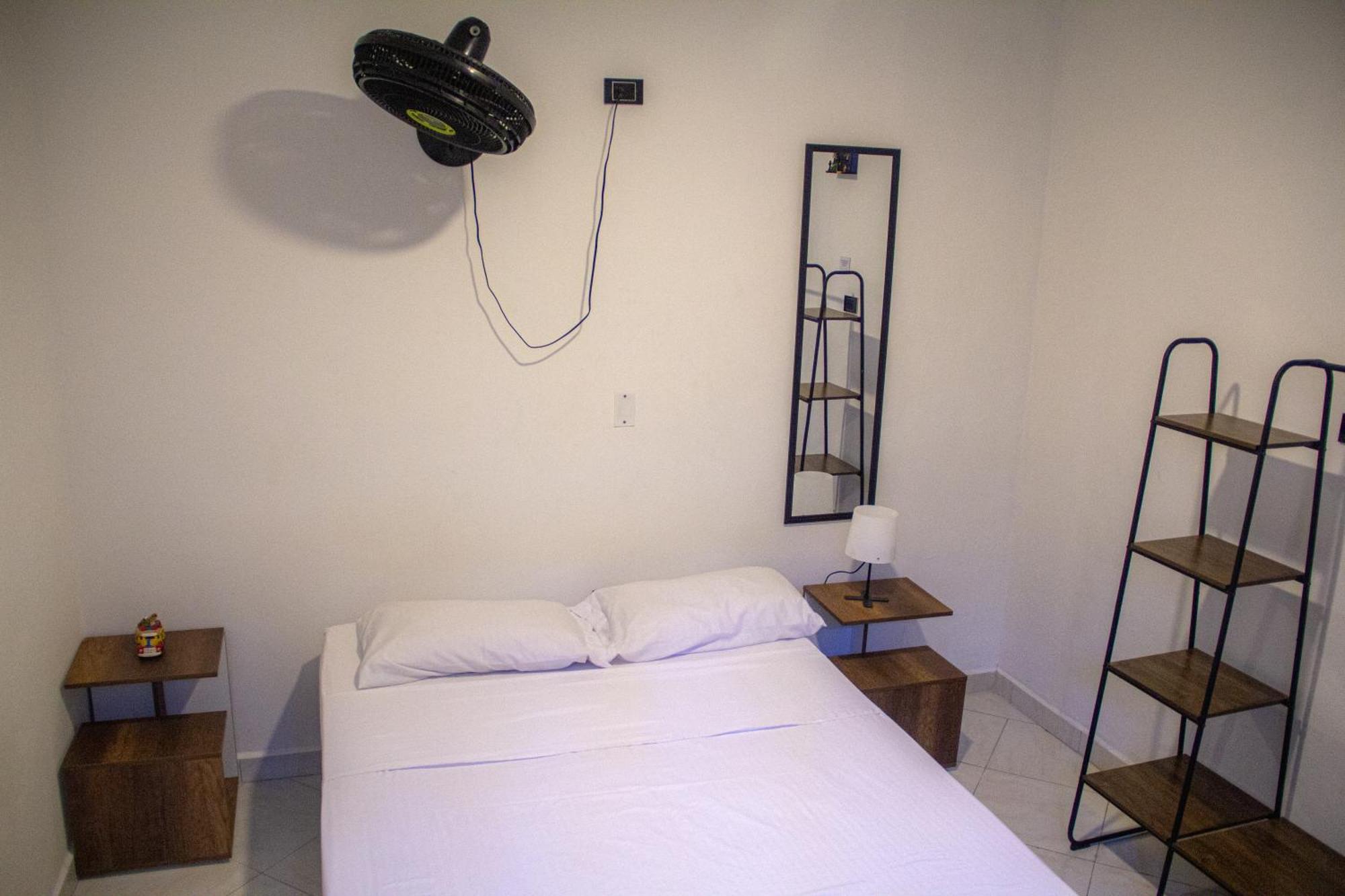 La Familia Hostel - Manila Μεντεγίν Εξωτερικό φωτογραφία